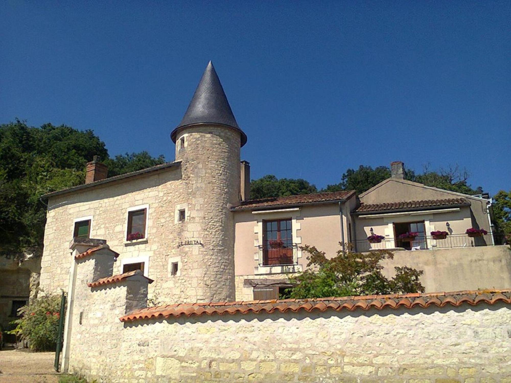 Manoir Le Cristal Futuroscope -20 Poucent Sur Les Nuitees Et -30 Pourcent Sur Le Futuroscpe ! Beaumont (Vienne) Екстериор снимка