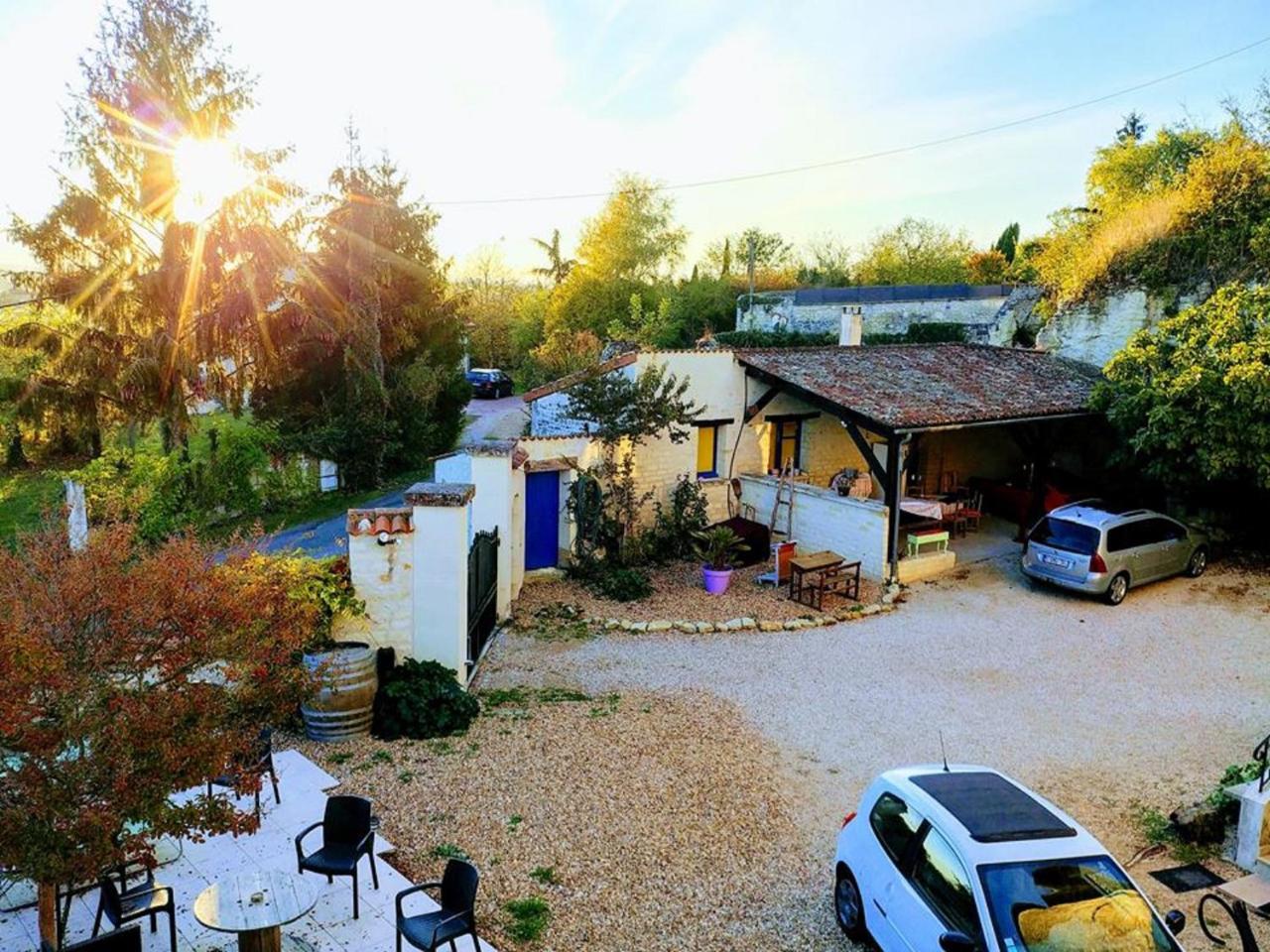 Manoir Le Cristal Futuroscope -20 Poucent Sur Les Nuitees Et -30 Pourcent Sur Le Futuroscpe ! Beaumont (Vienne) Екстериор снимка